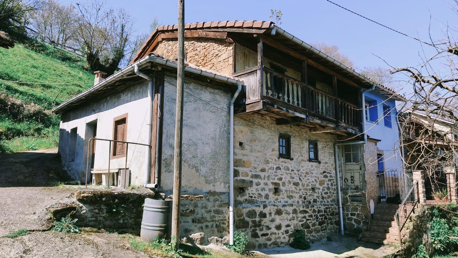 4 sypialnia Finka/Dom wiejski na sprzedaż w Langreo z garażem - 35 000 € (Ref: 8914617)