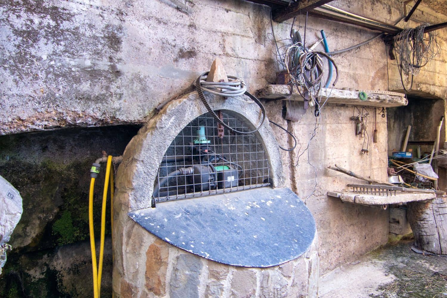 4 soveværelse Finca/Landehus til salg i Mieres med garage - € 249.000 (Ref: 8914619)