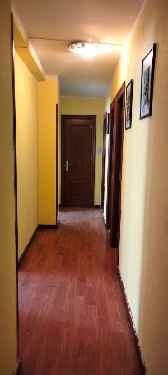 3 soveværelse Lejlighed til salg i Gijon med garage - € 185.000 (Ref: 8920967)