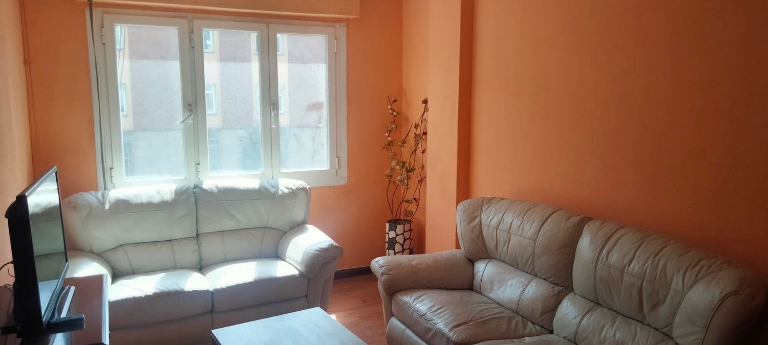 3 soveværelse Lejlighed til salg i Gijon med garage - € 185.000 (Ref: 8920967)