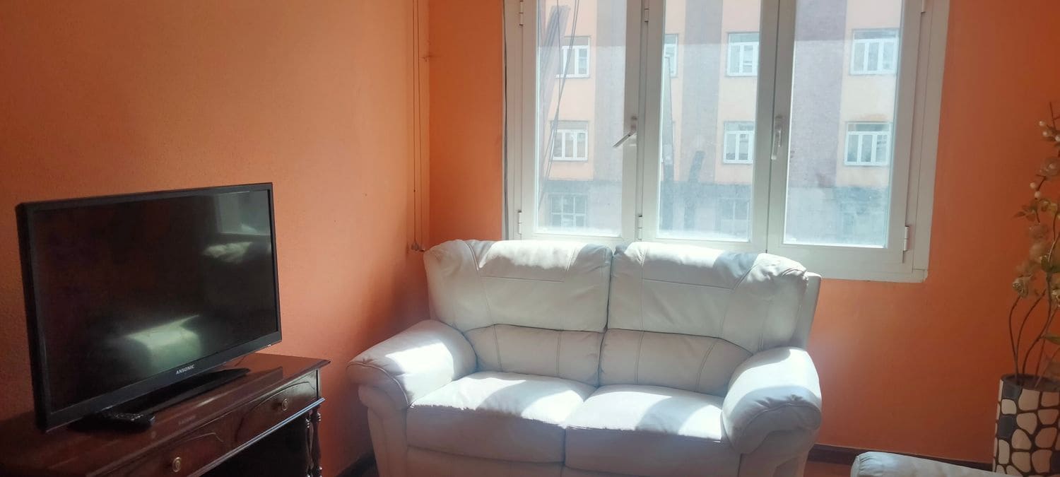 3 soveværelse Lejlighed til salg i Gijon med garage - € 185.000 (Ref: 8920967)