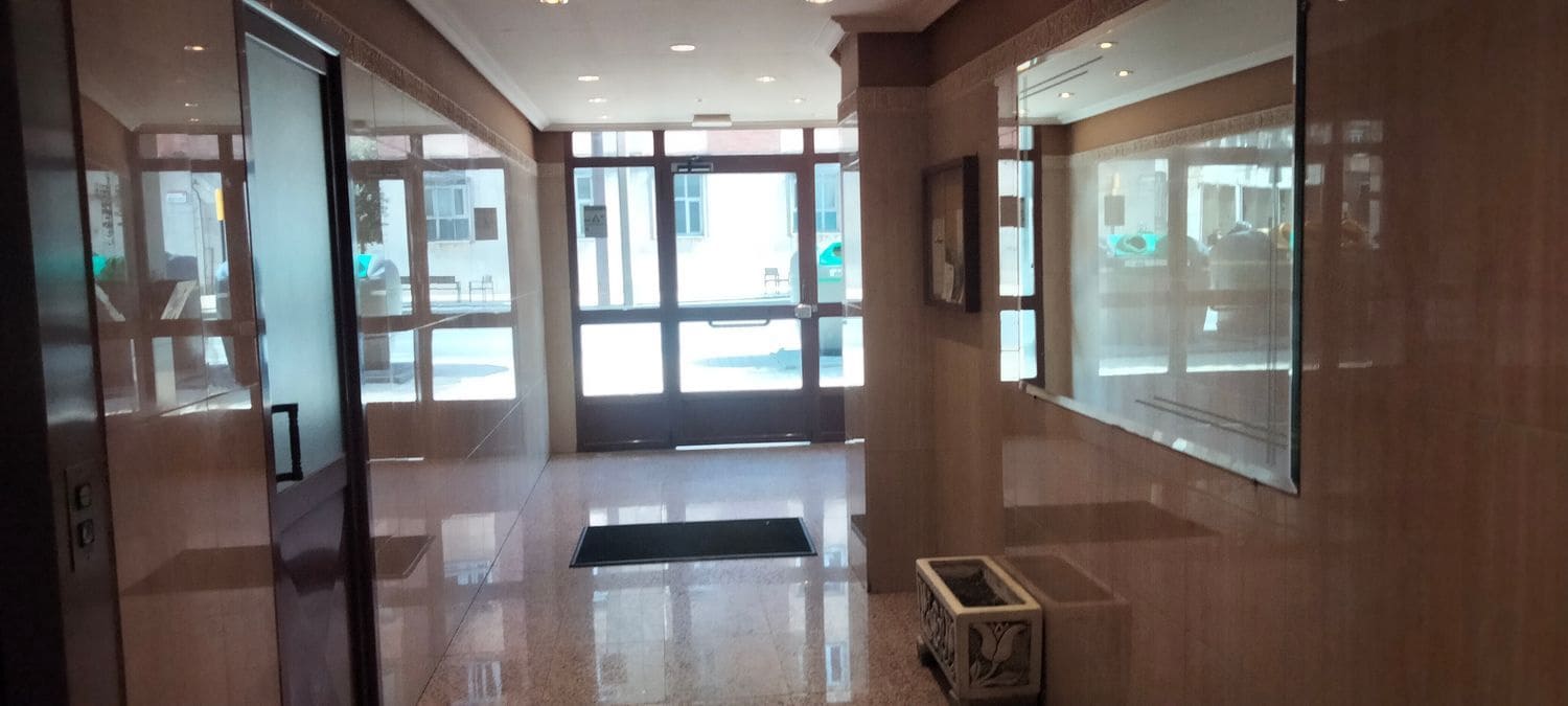 3 soveværelse Lejlighed til salg i Gijon med garage - € 185.000 (Ref: 8920967)