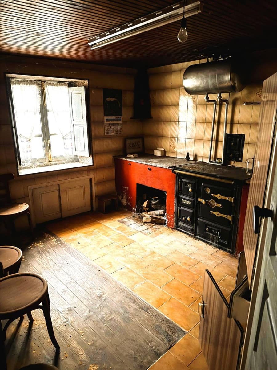 3 soveværelse Finca/Landehus til salg i Caso med garage - € 45.000 (Ref: 8923449)