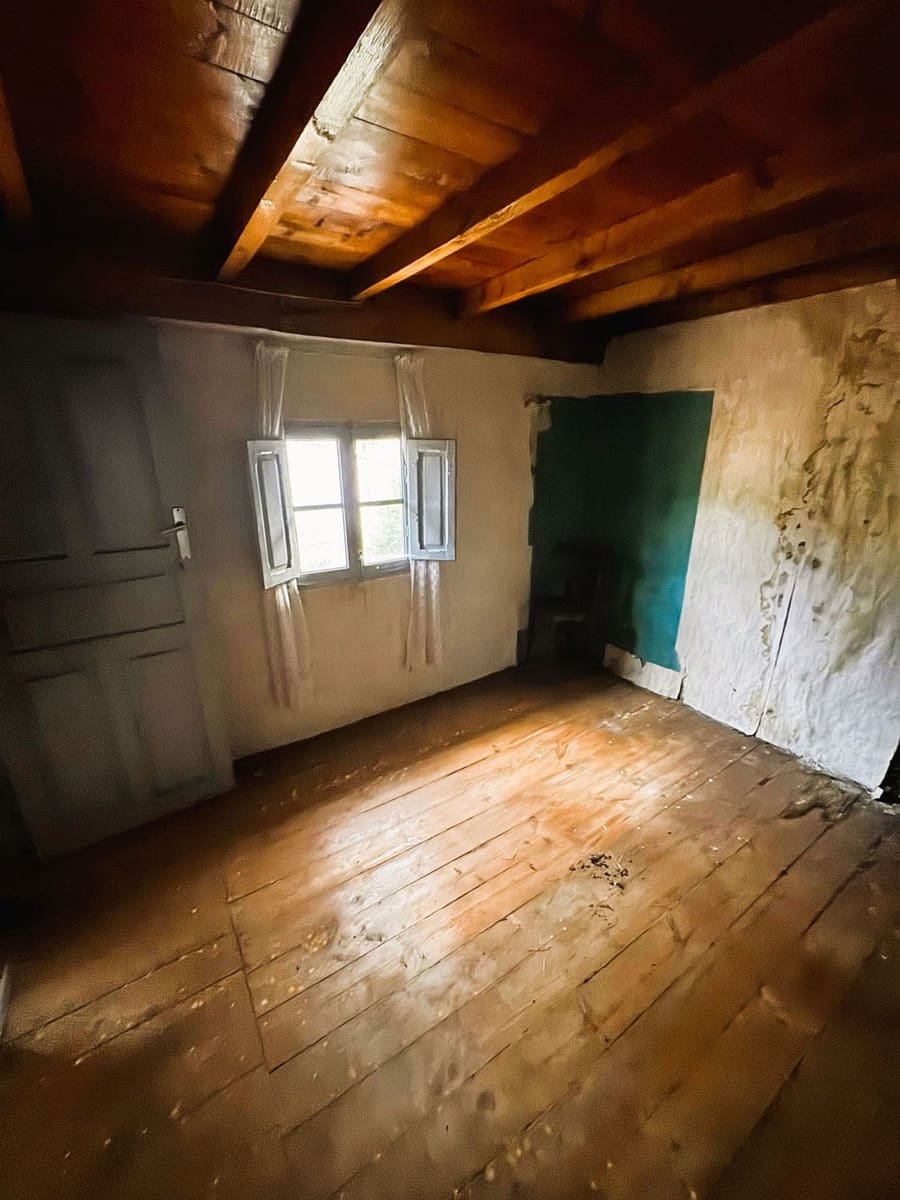 3 soveværelse Finca/Landehus til salg i Caso med garage - € 45.000 (Ref: 8923449)