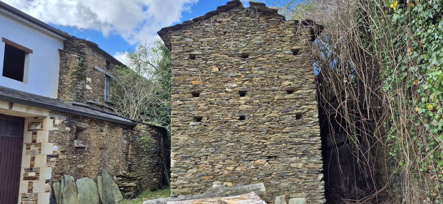 3 sypialnia Finka/Dom wiejski na sprzedaż w Lourenza z garażem - 40 000 € (Ref: 8923450)