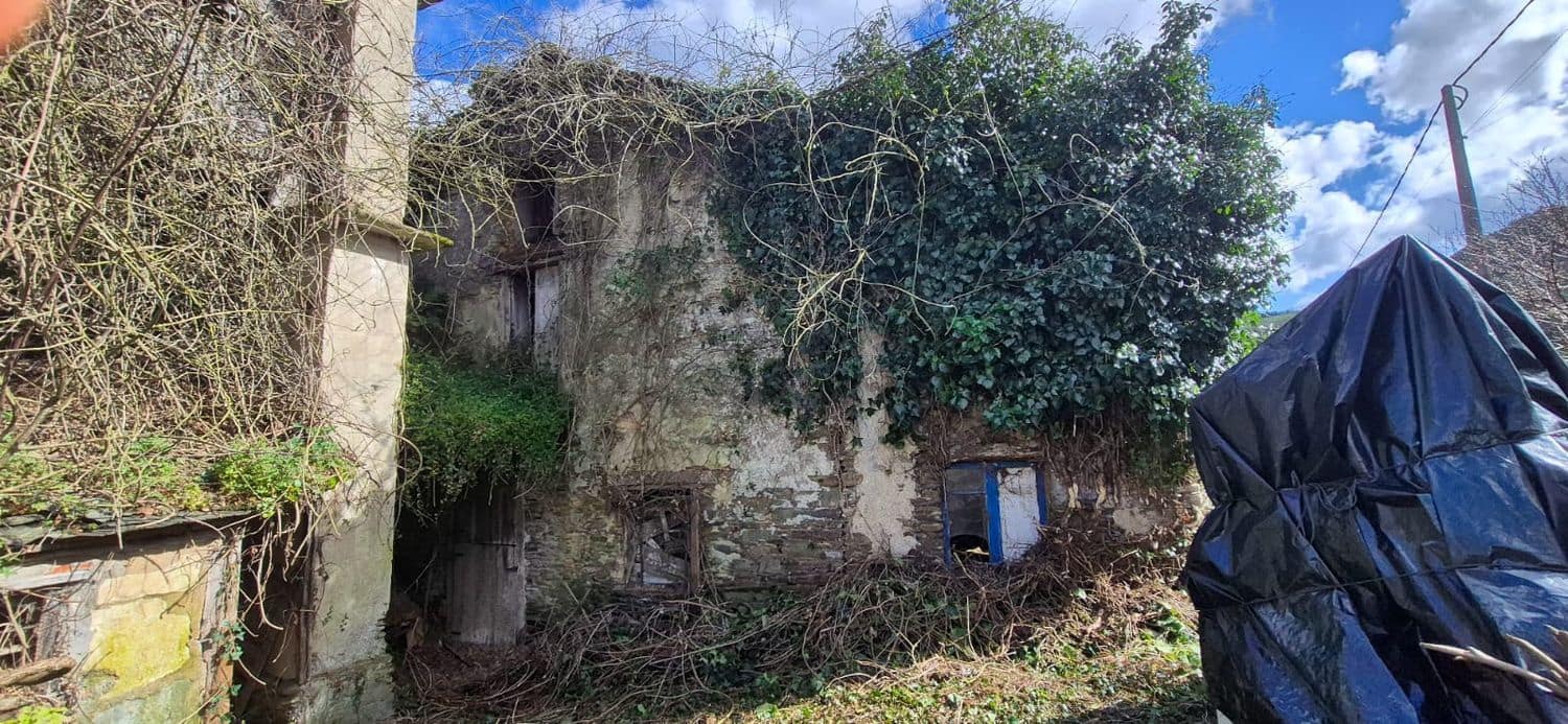 3 sypialnia Finka/Dom wiejski na sprzedaż w Lourenza z garażem - 40 000 € (Ref: 8923450)