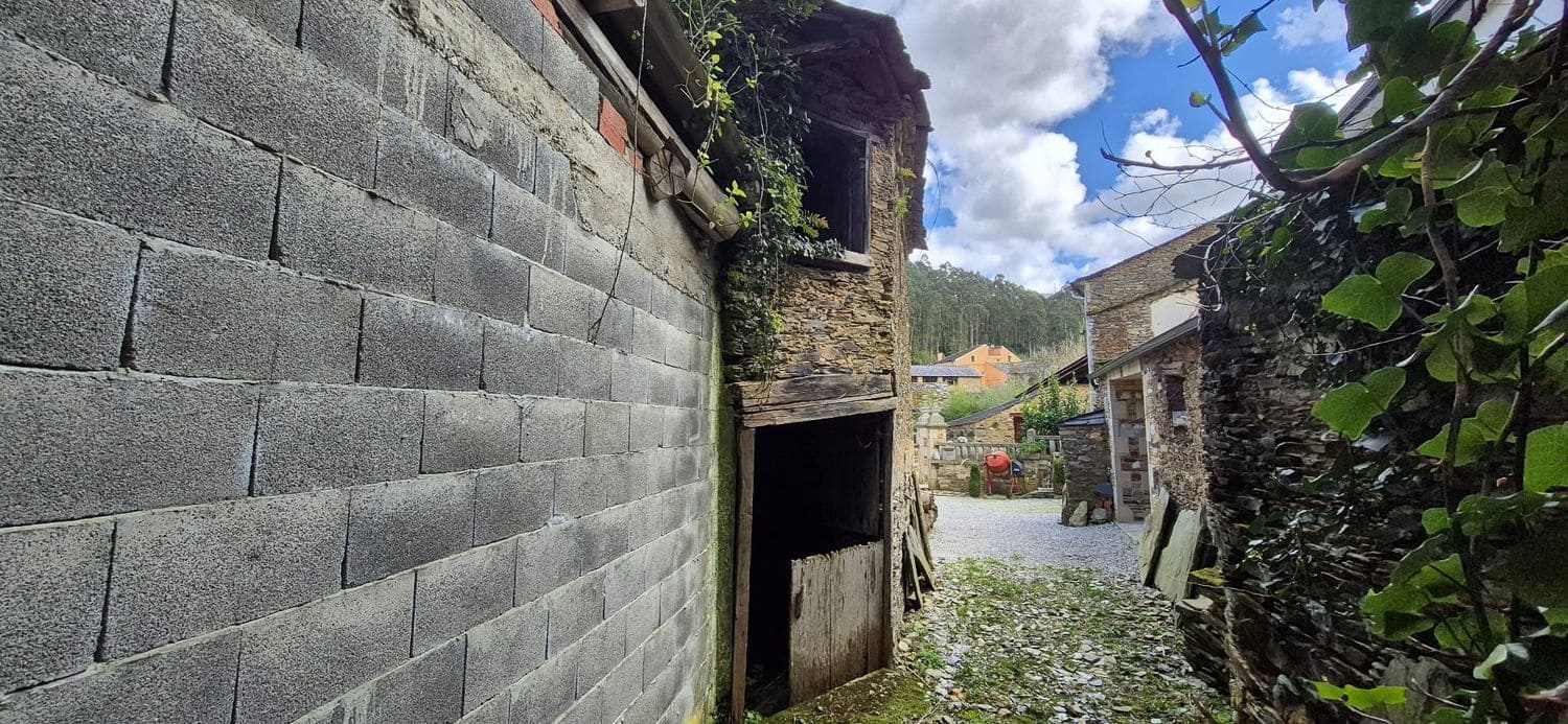 3 sypialnia Finka/Dom wiejski na sprzedaż w Lourenza z garażem - 40 000 € (Ref: 8923450)