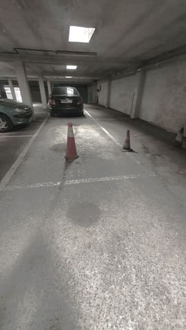Garage att hyra i Centro Urbano, Gijón - 100 € (Ref: 8923452)
