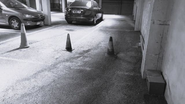 Garage att hyra i Centro Urbano, Gijón - 100 € (Ref: 8923452)