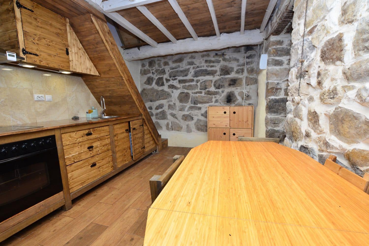 2 soveværelse Finca/Landehus til salg i Riosa med garage - € 59.900 (Ref: 8928338)