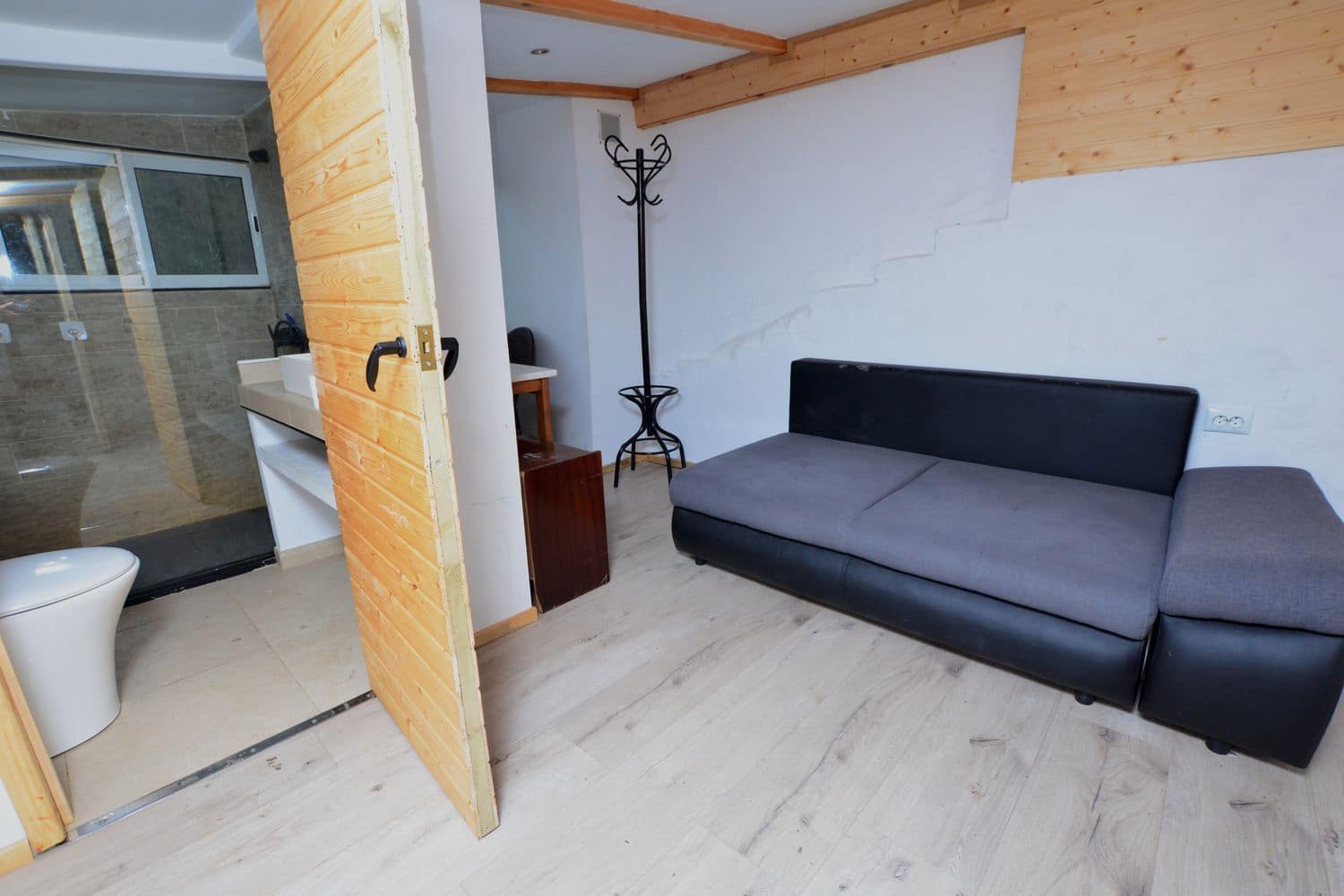 2 soveværelse Finca/Landehus til salg i Riosa med garage - € 59.900 (Ref: 8928338)