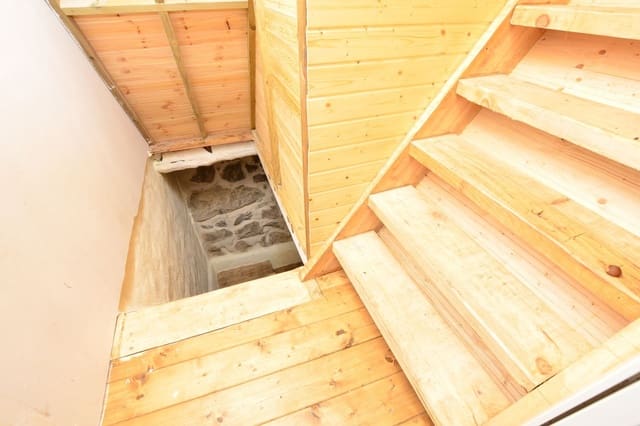 2 sovrum Finca/Hus på landet till salu i Riosa med garage - 59 900 € (Ref: 8928338)