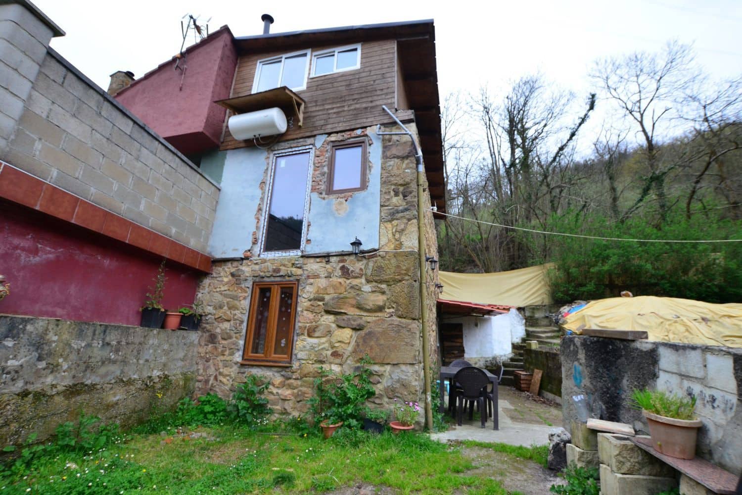 2 soveværelse Finca/Landehus til salg i Riosa med garage - € 59.900 (Ref: 8928338)