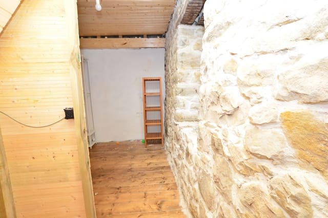 2 sovrum Finca/Hus på landet till salu i Riosa med garage - 59 900 € (Ref: 8928338)