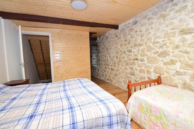 2 sovrum Finca/Hus på landet till salu i Riosa med garage - 59 900 € (Ref: 8928338)