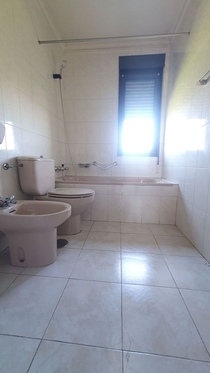 3 bedroom Villa for sale in Siero with garage - € 340,000 (Ref: 8931921)