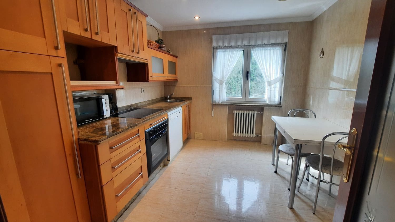 7 soveværelse Byhus til salg i Langreo - € 125.000 (Ref: 8936496)