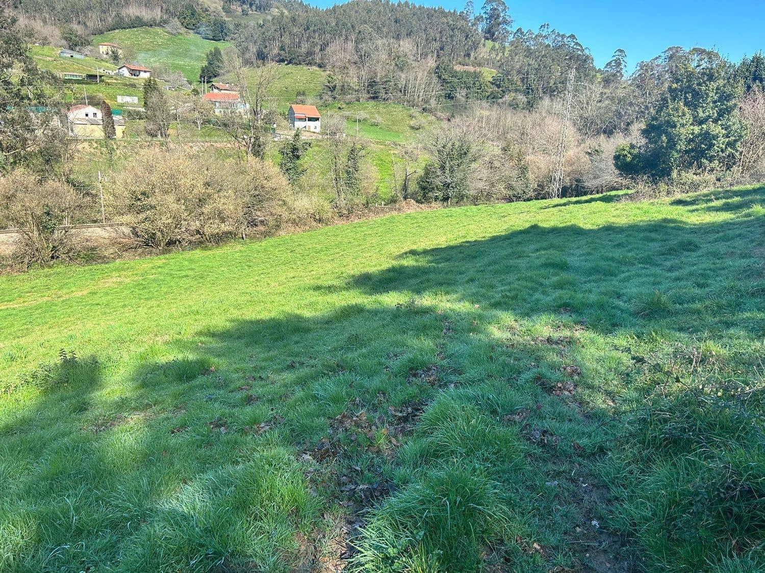 Mark till salu i Gijon - 55 000 € (Ref: 8941039)