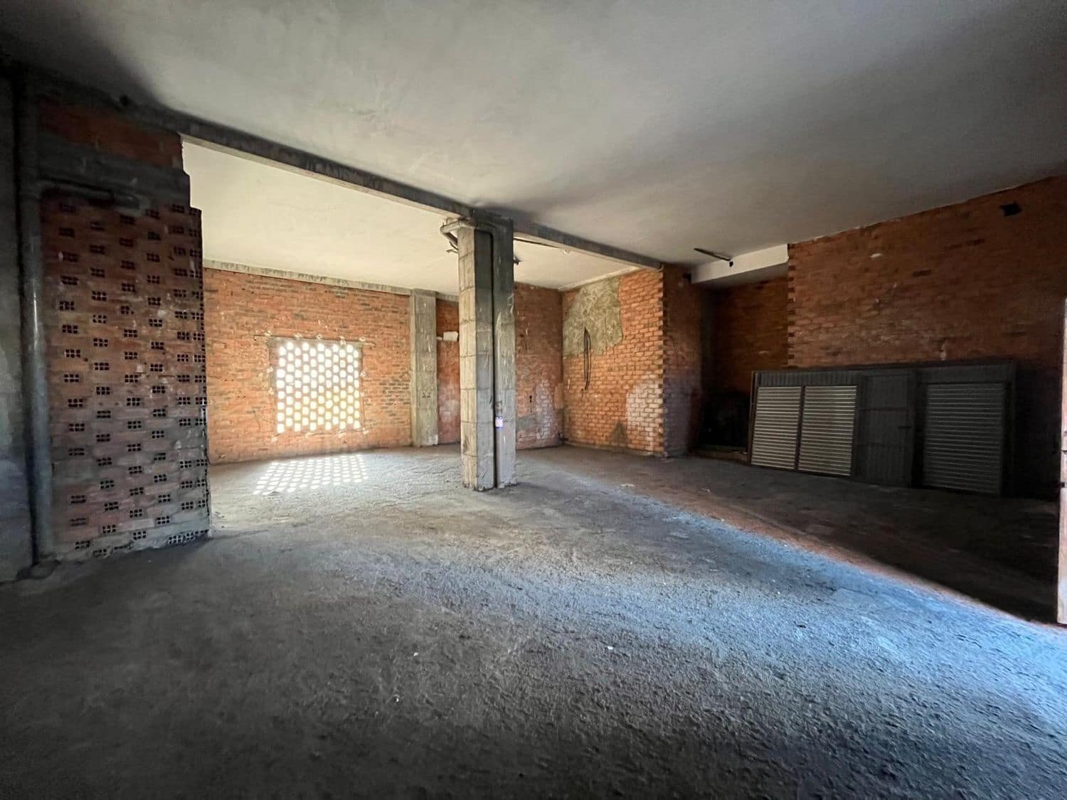 Virksomhed til salg i Oviedo - € 109.000 (Ref: 8942556)