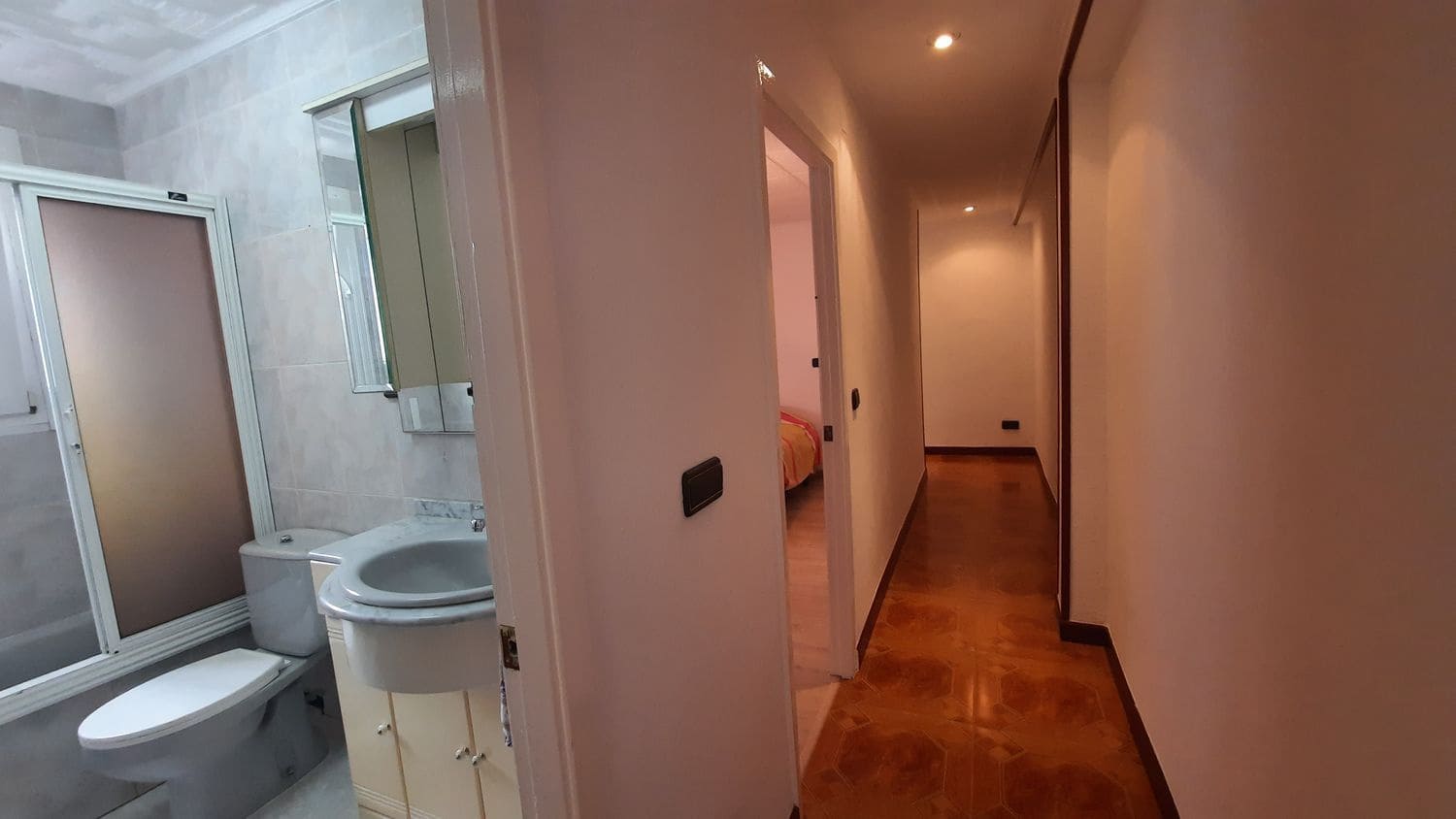 3 soveværelse Lejlighed til salg i Gijon med garage - € 119.000 (Ref: 8945842)