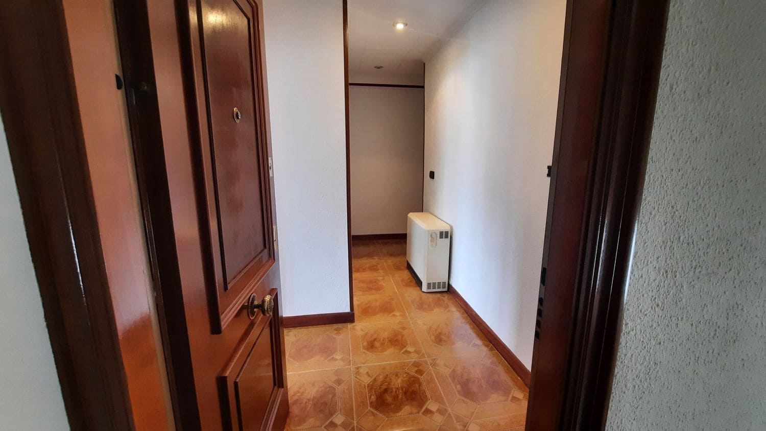 3 soveværelse Lejlighed til salg i Gijon med garage - € 119.000 (Ref: 8945842)