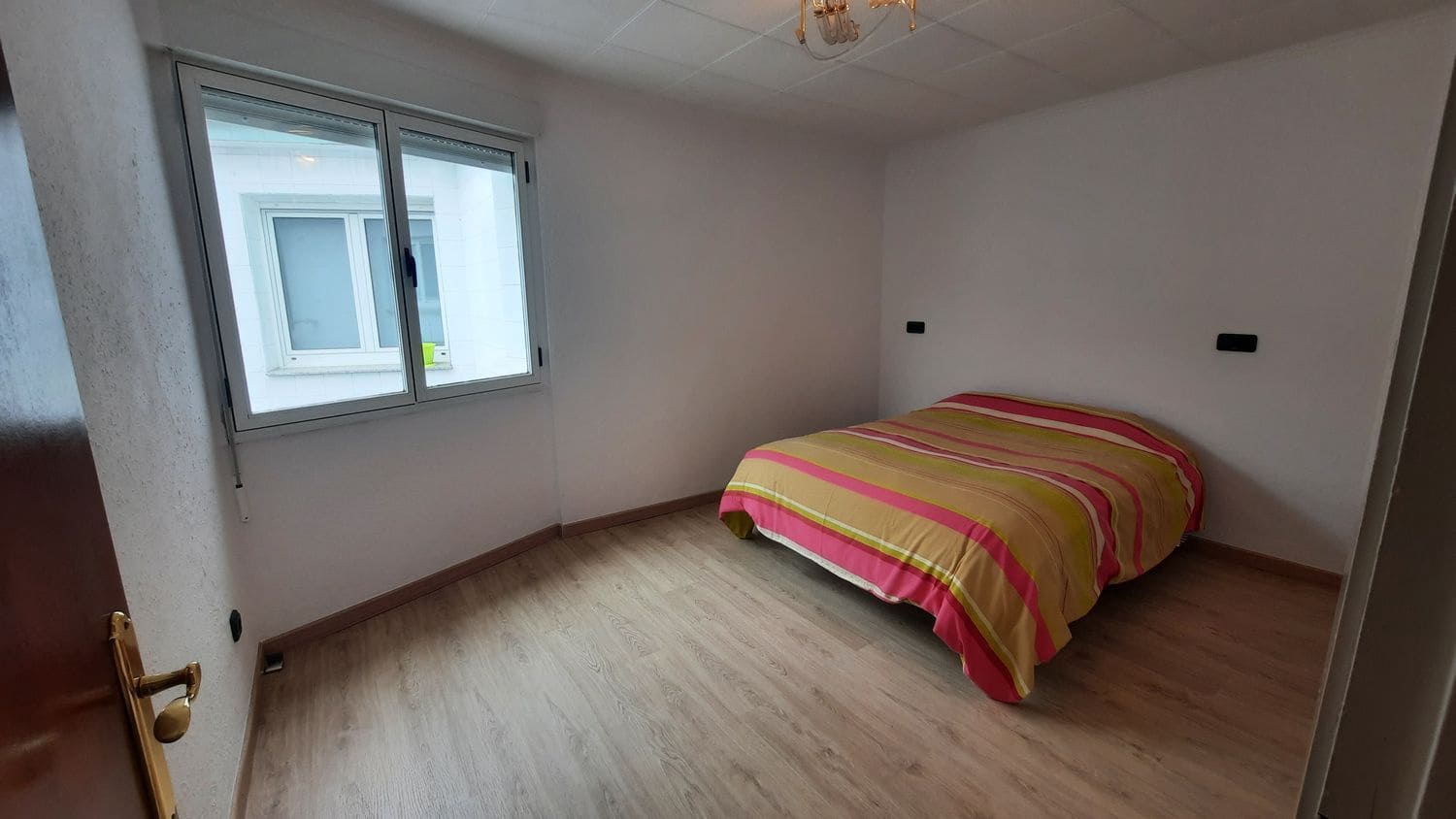 3 soveværelse Lejlighed til salg i Gijon med garage - € 119.000 (Ref: 8945842)