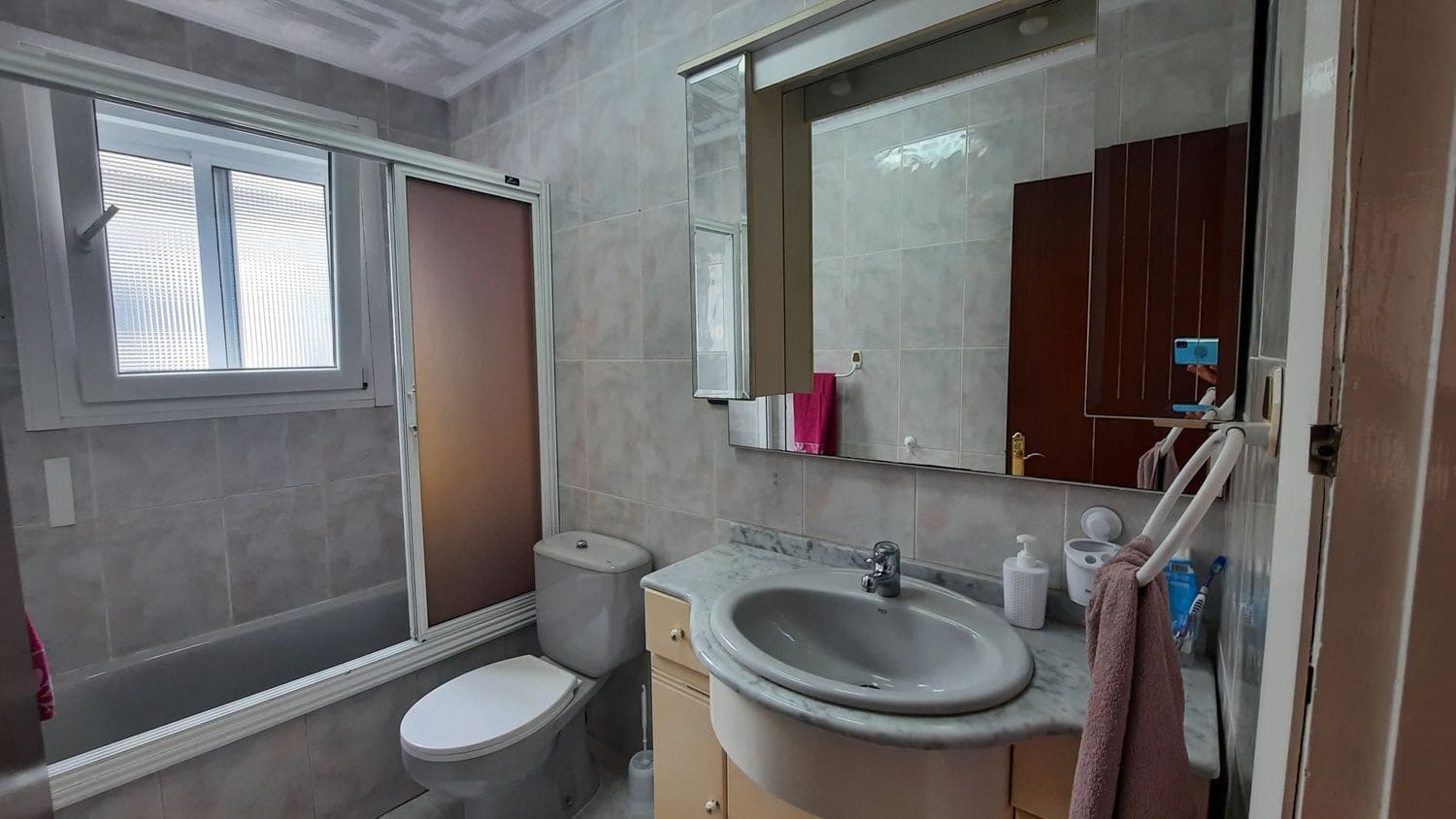 3 soveværelse Lejlighed til salg i Gijon med garage - € 119.000 (Ref: 8945842)