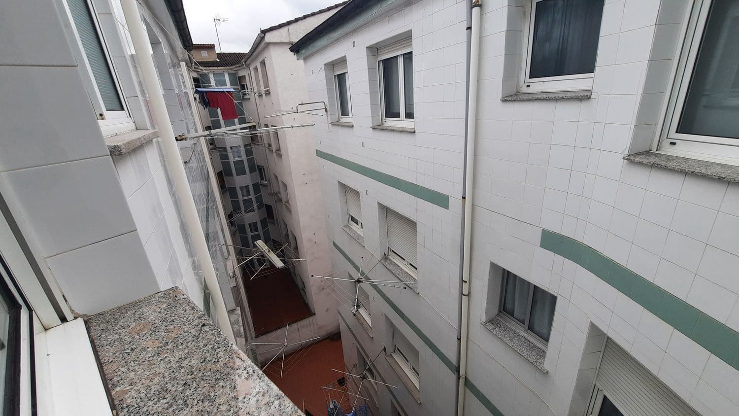 3 soveværelse Lejlighed til salg i Gijon med garage - € 119.000 (Ref: 8945842)