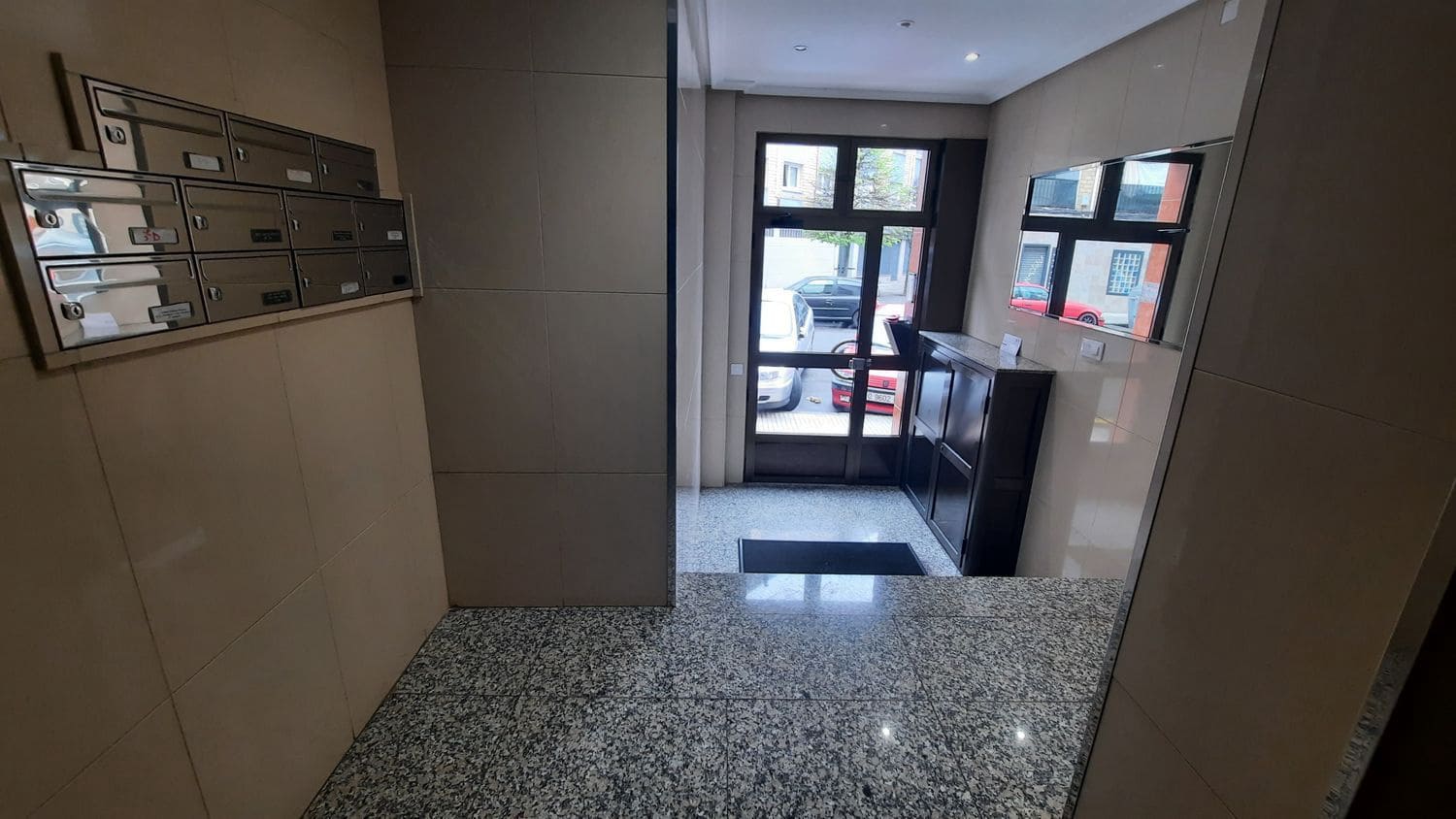 3 soveværelse Lejlighed til salg i Gijon med garage - € 119.000 (Ref: 8945842)