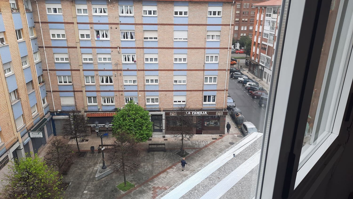 3 soveværelse Lejlighed til salg i Gijon med garage - € 119.000 (Ref: 8945842)