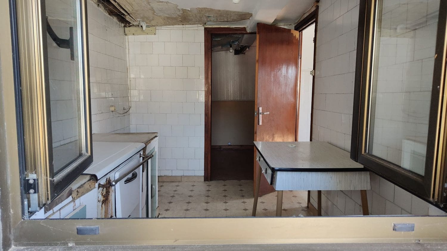 2 soveværelse Finca/Landehus til salg i San Martin del Rey Aurelio med garage - € 35.000 (Ref: 8948458)