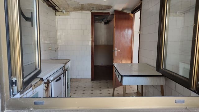 2 sypialnia Finka/Dom wiejski na sprzedaż w San Martín del Rey Aurelio z garażem - 35 000 € (Ref: 8948458)