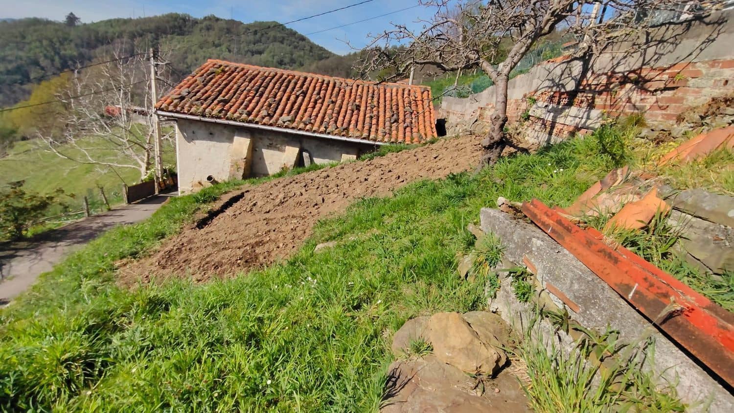 2 soveværelse Finca/Landehus til salg i San Martin del Rey Aurelio med garage - € 35.000 (Ref: 8948458)