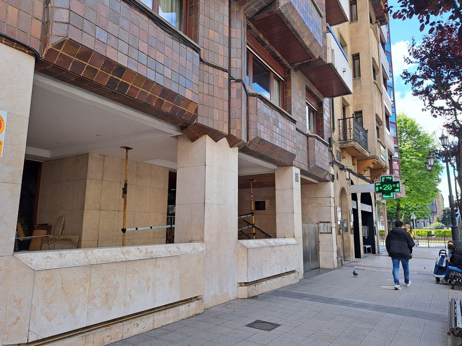 4 soveværelse Lejlighed til salg i Oviedo med garage - € 410.000 (Ref: 8950077)