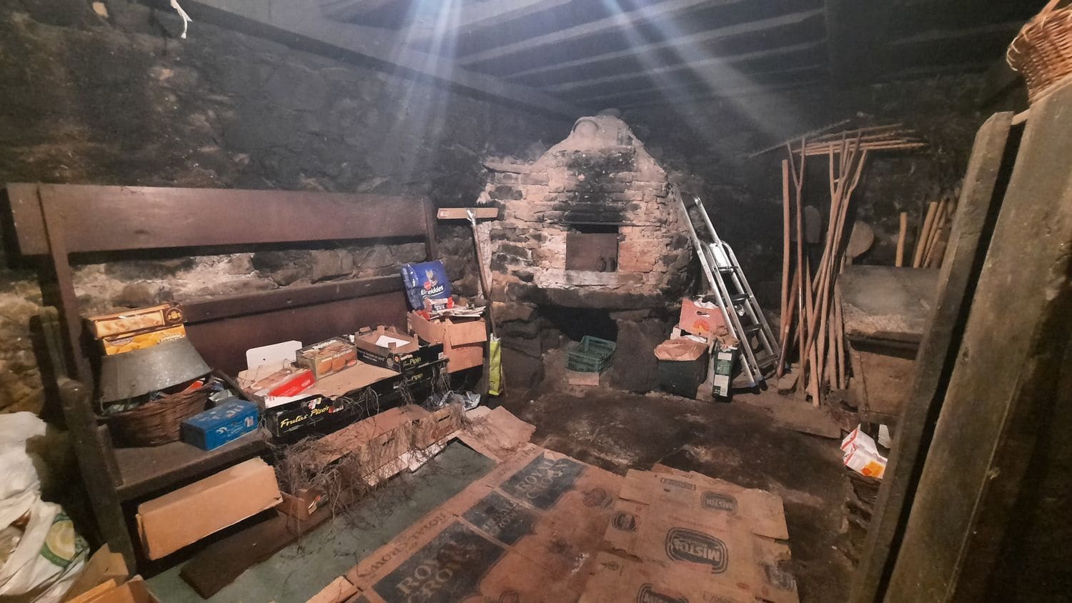 4 soveværelse Byhus til salg i Caso med garage - € 70.000 (Ref: 8961069)