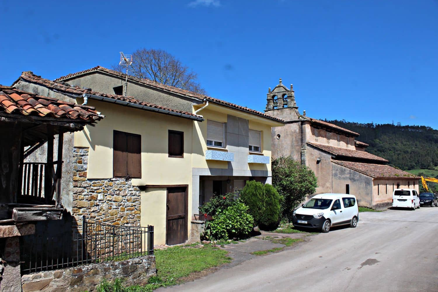 4 soveværelse Villa til salg i Villaviciosa med garage - € 228.000 (Ref: 8967876)