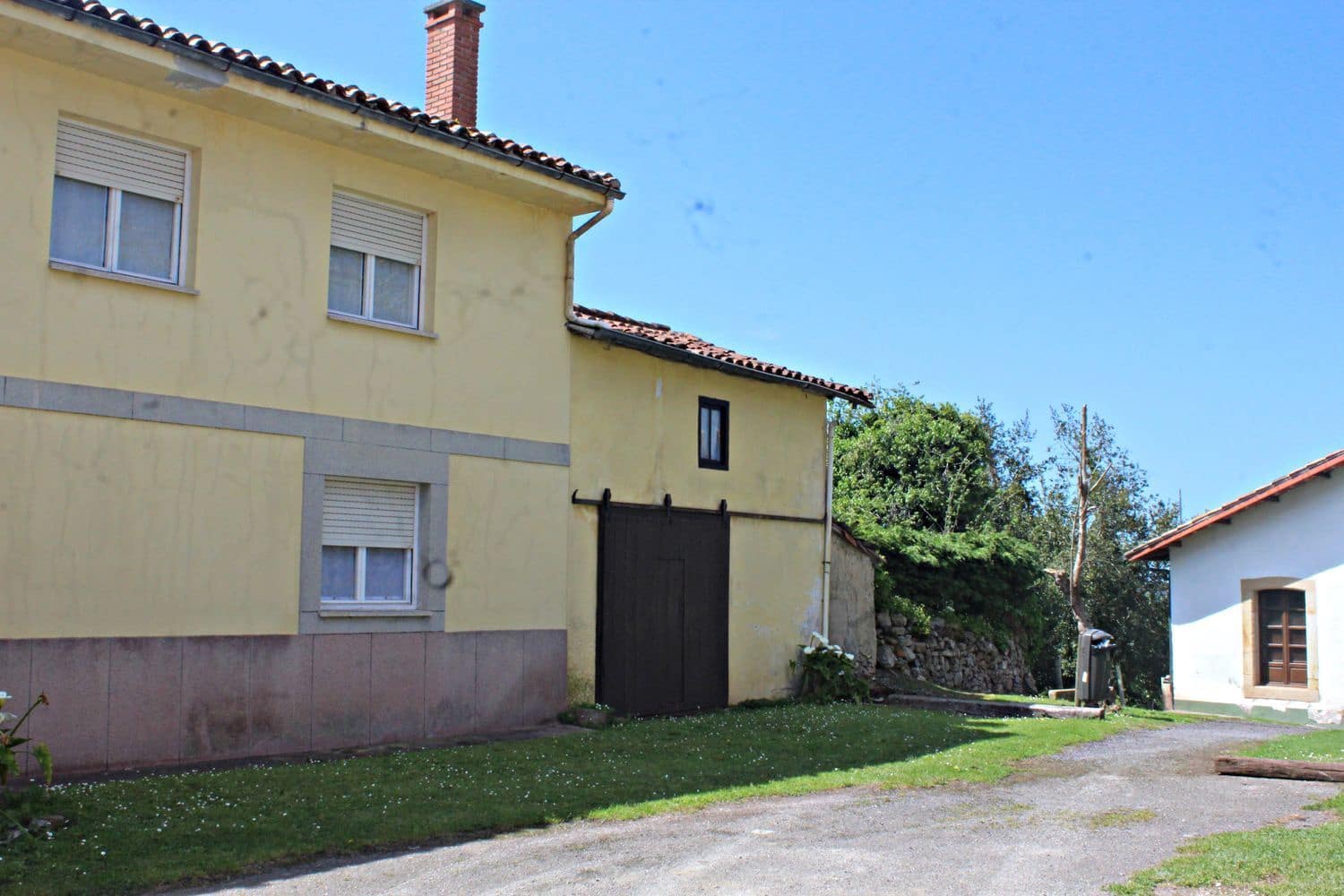 4 soveværelse Villa til salg i Villaviciosa med garage - € 228.000 (Ref: 8967876)