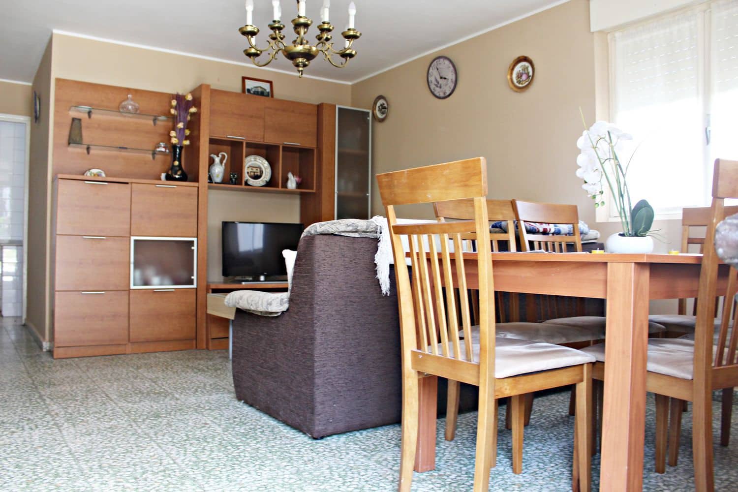 4 soveværelse Villa til salg i Villaviciosa med garage - € 228.000 (Ref: 8967876)