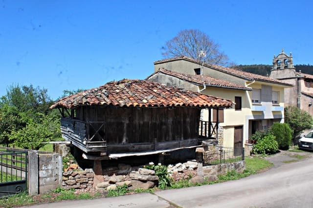 4 soveværelse Villa til salg i Villaviciosa med garage - € 228.000 (Ref: 8967876)