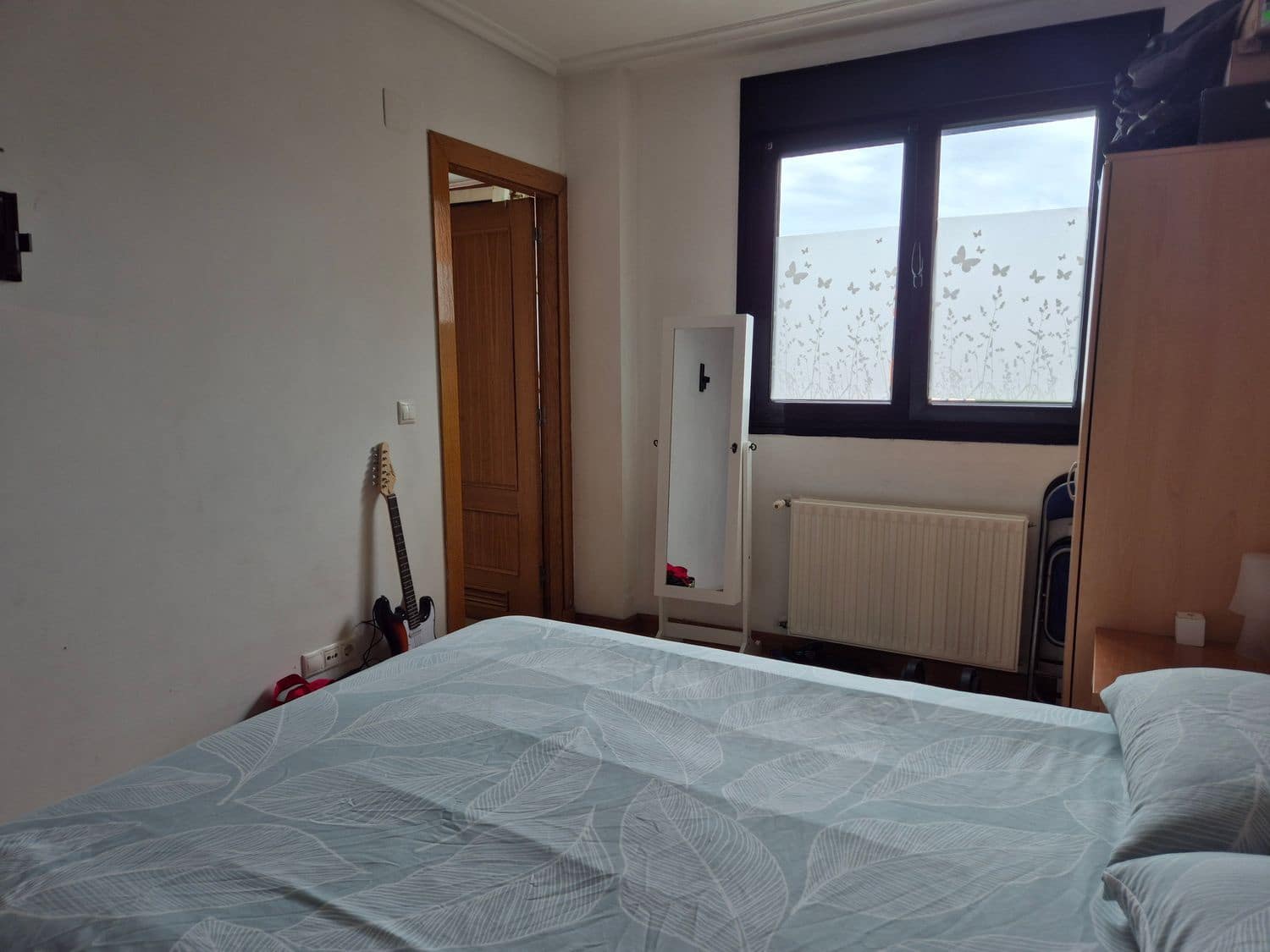 3 soveværelse Lejlighed til salg i Gijon med swimmingpool garage - € 329.000 (Ref: 8988104)