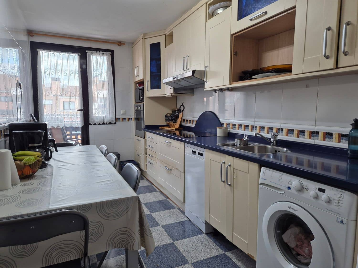 3 soveværelse Lejlighed til salg i Gijon med swimmingpool garage - € 329.000 (Ref: 8988104)