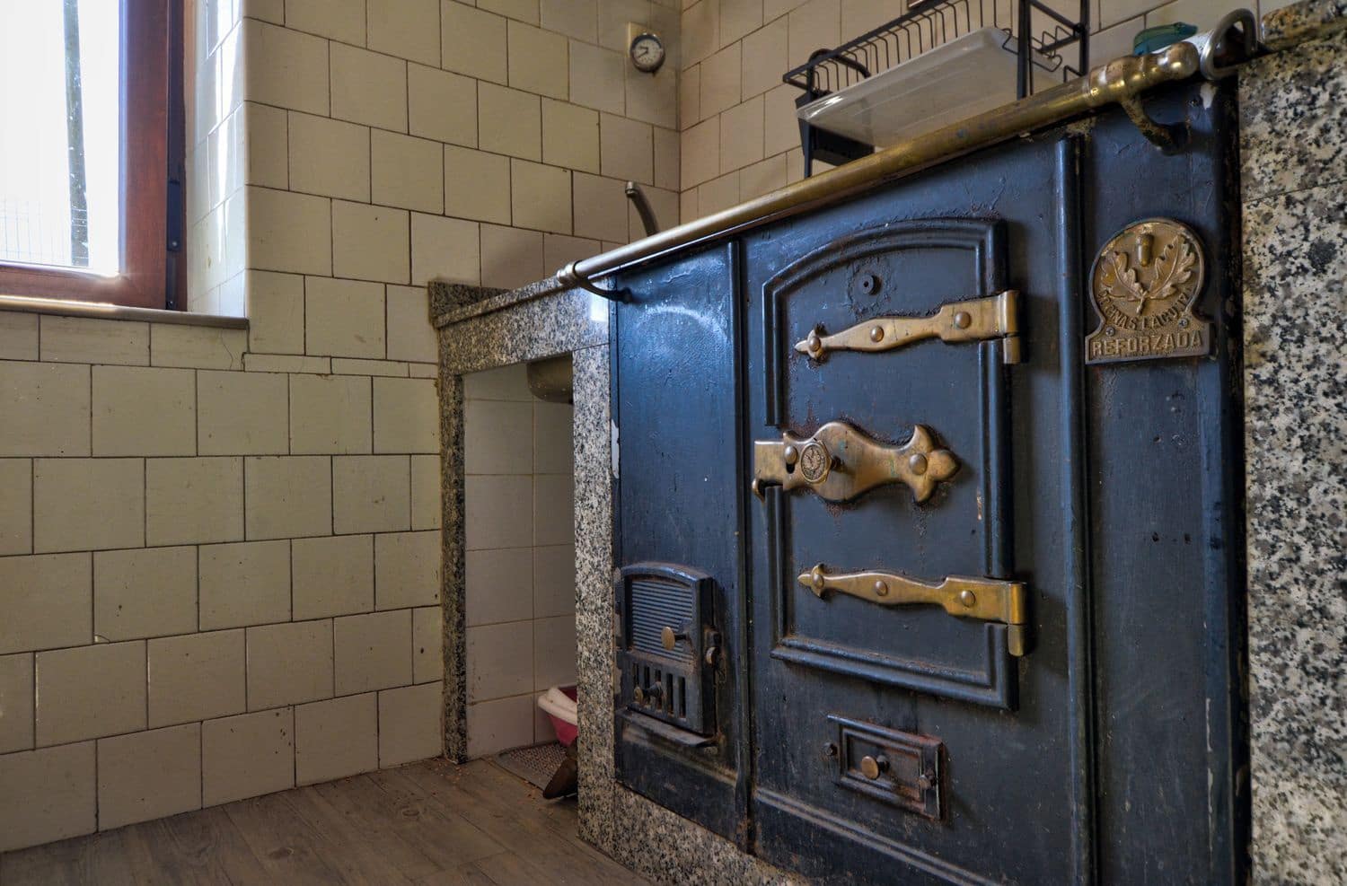 2 soveværelse Finca/Landehus til salg i San Martin del Rey Aurelio med garage - € 150.000 (Ref: 8988107)