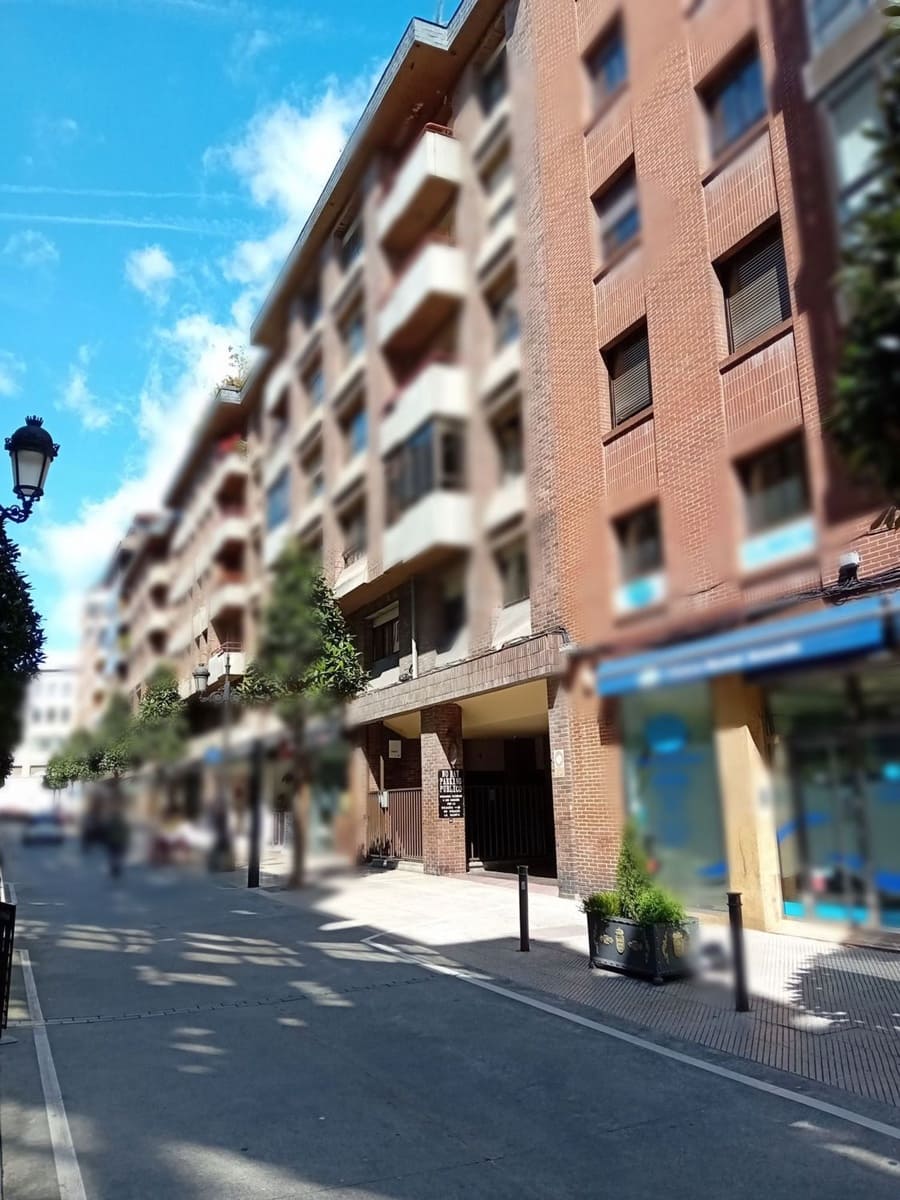 Garage til salg i Oviedo - € 20.500 (Ref: 8991942)