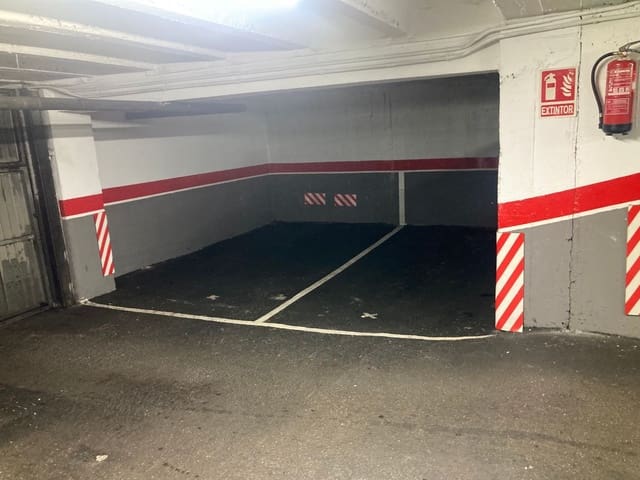 Garage for sale in Centro Urbano, Oviedo - € 20,500 (Ref: 8991942)