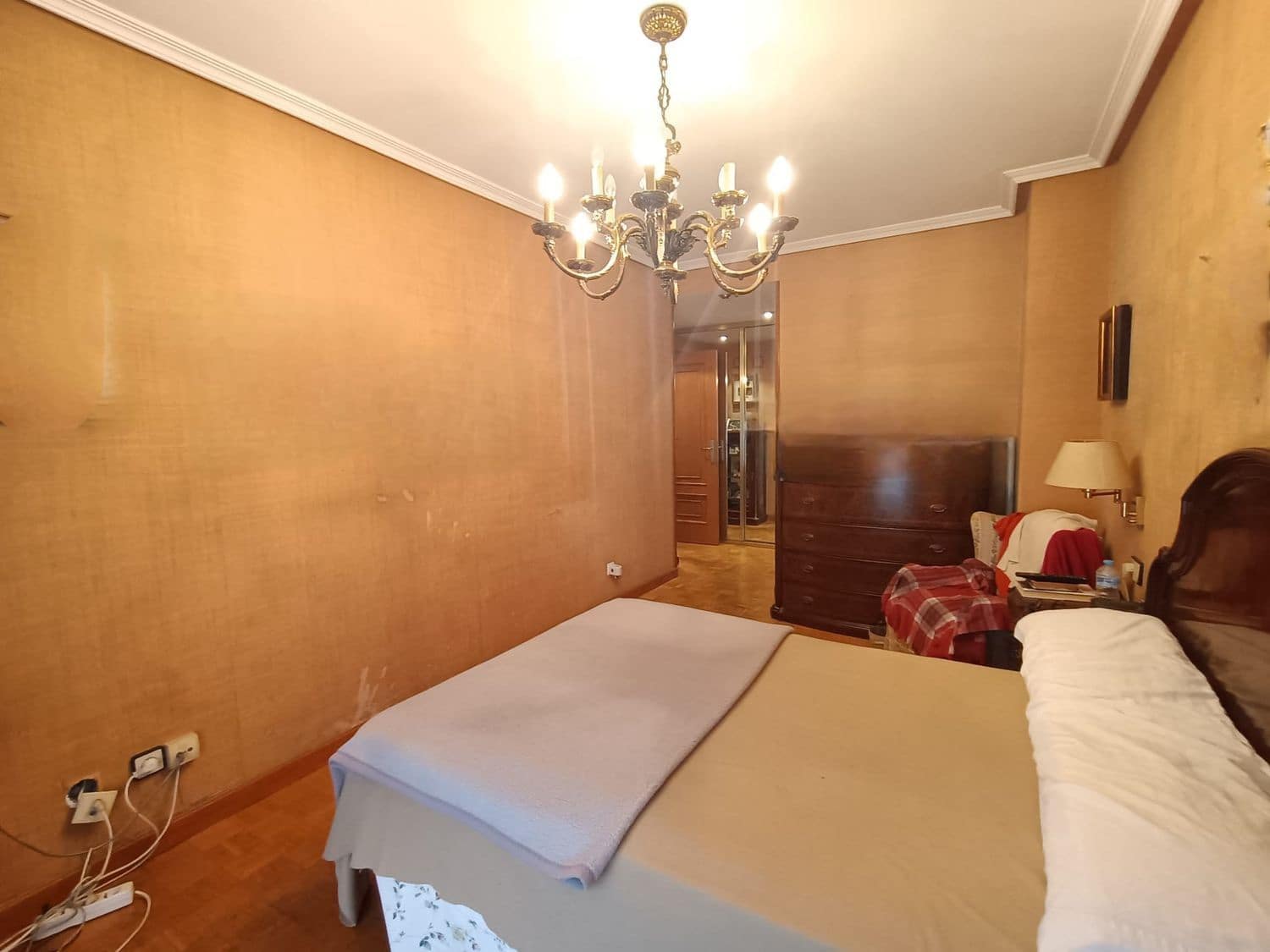 4 soveværelse Lejlighed til salg i Oviedo med garage - € 437.000 (Ref: 9002743)