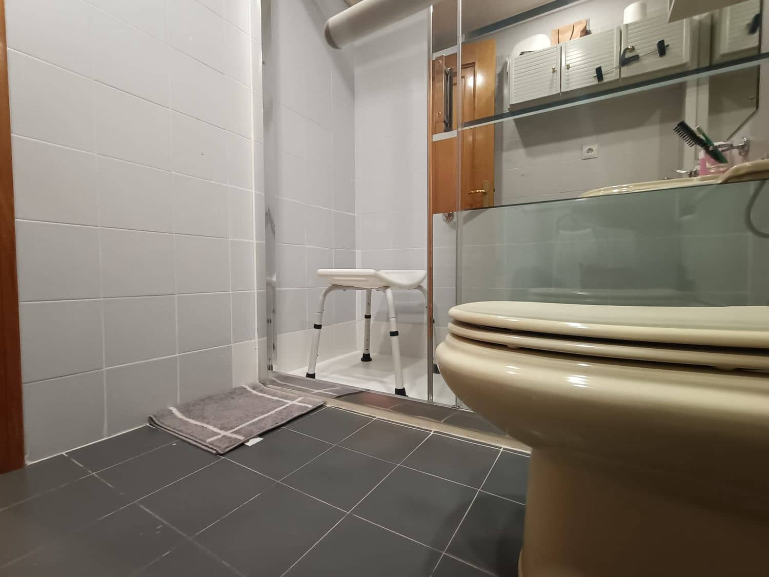 4 soveværelse Lejlighed til salg i Oviedo med garage - € 437.000 (Ref: 9002743)