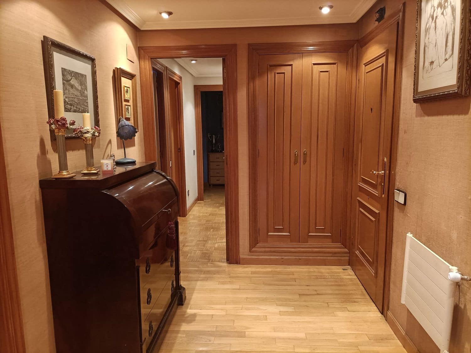 4 soveværelse Lejlighed til salg i Oviedo med garage - € 437.000 (Ref: 9002743)