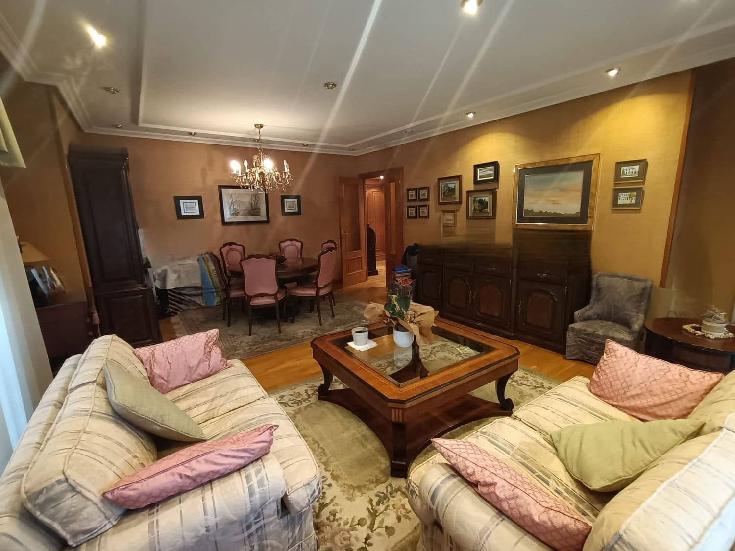 4 soveværelse Lejlighed til salg i Oviedo med garage - € 437.000 (Ref: 9002743)