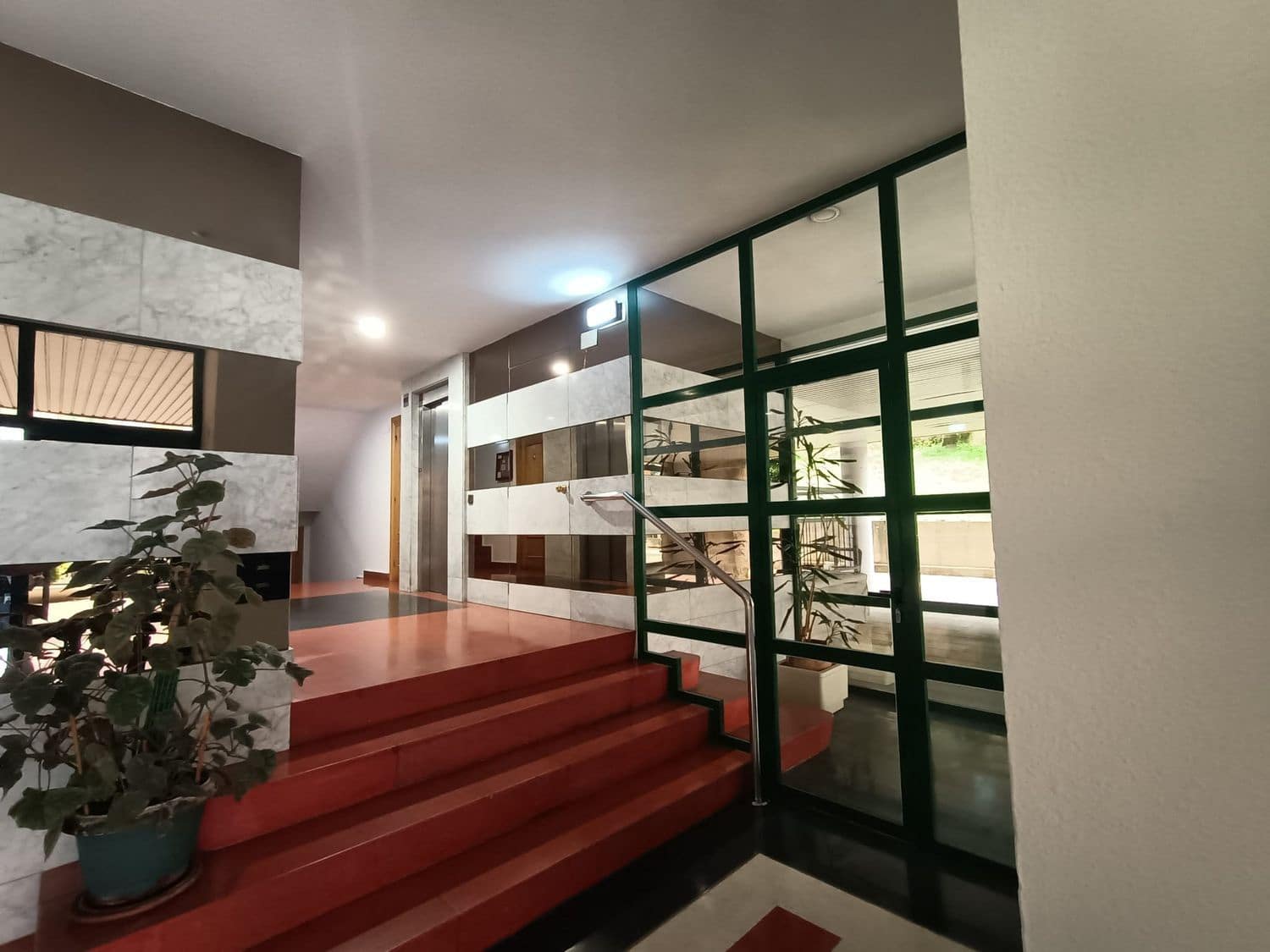 4 soveværelse Lejlighed til salg i Oviedo med garage - € 437.000 (Ref: 9002743)