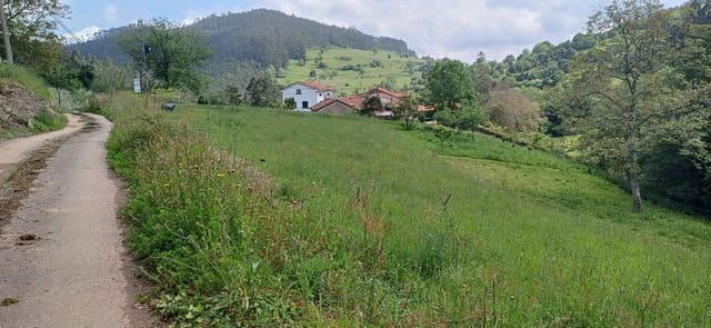Undeveloped Land for sale in Illas - € 35,000 (Ref: 9002744)
